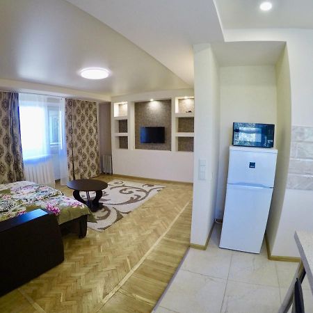 Studio apartment Kiev Extérieur photo