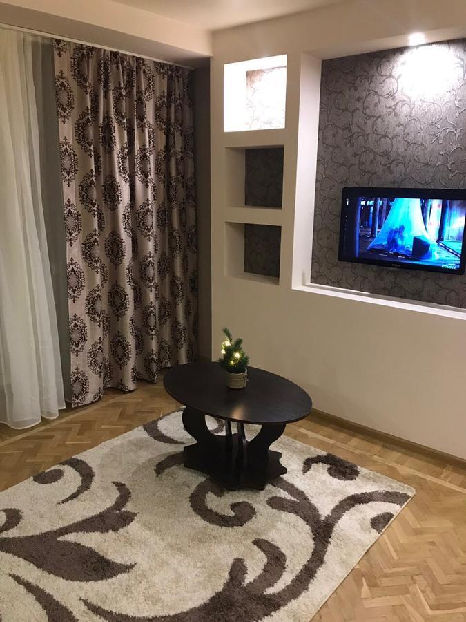 Studio apartment Kiev Extérieur photo